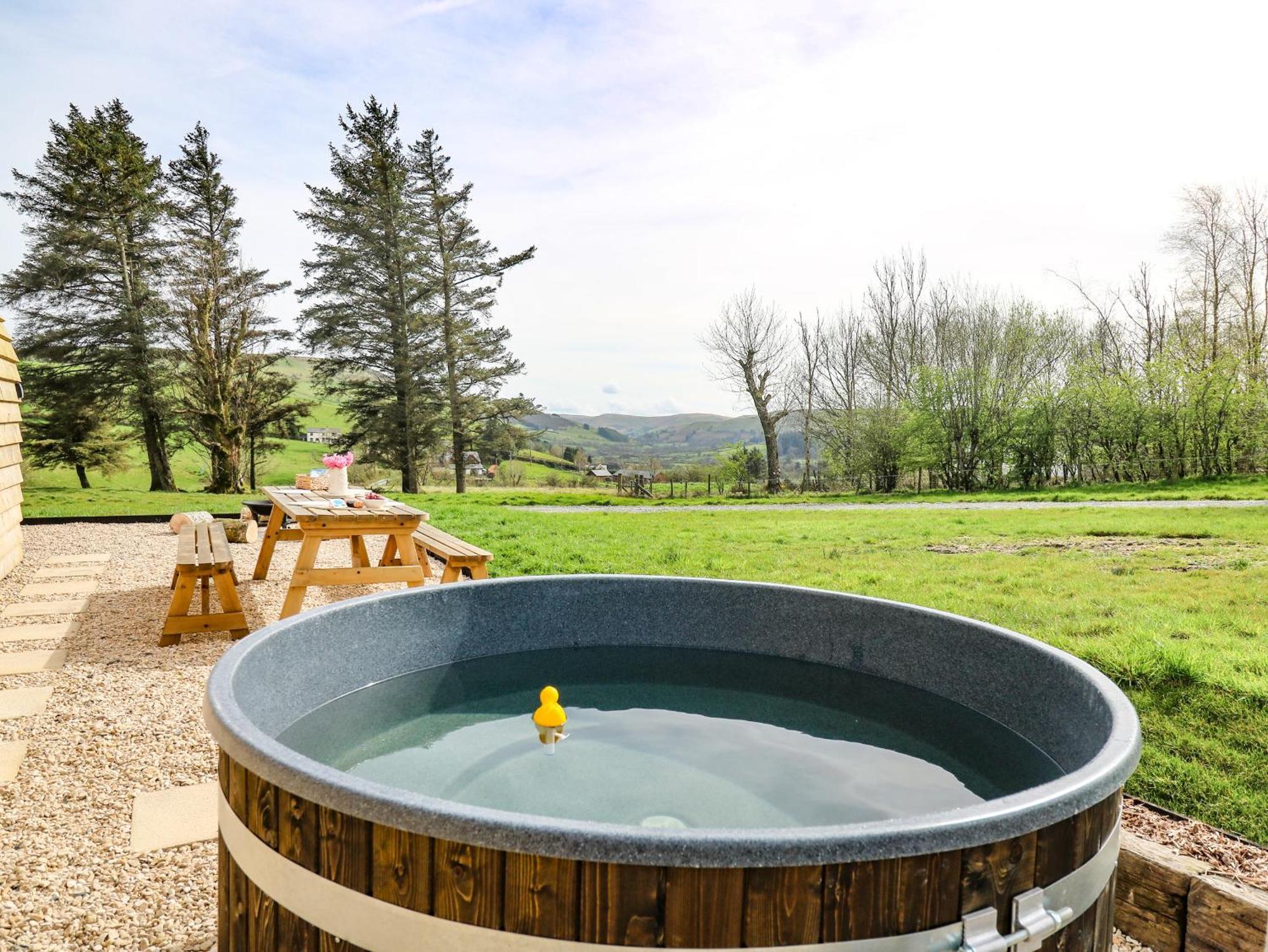 Willow Llanidloes Exterior photo